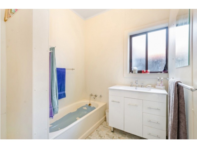 303 Nepean Highway, Edithvale VIC 3196