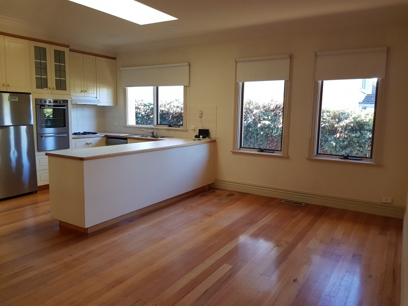 8 Beach Road, Beaumaris VIC 3193