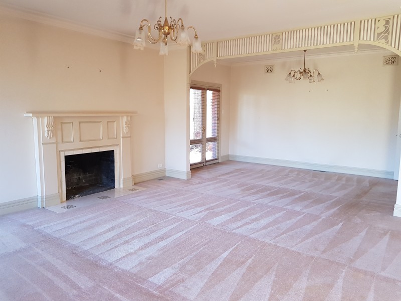 8 Beach Road, Beaumaris VIC 3193