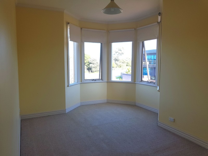 8 Beach Road, Beaumaris VIC 3193
