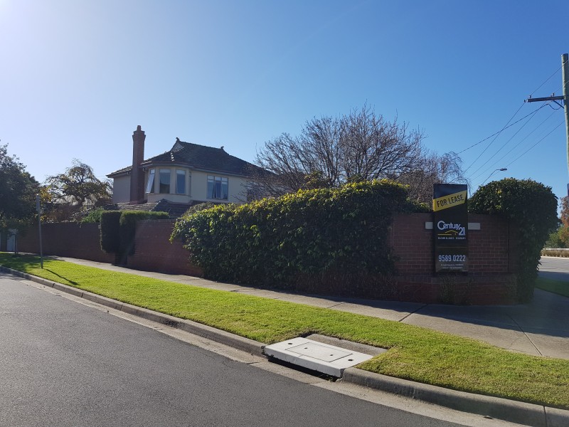 8 Beach Road, Beaumaris VIC 3193