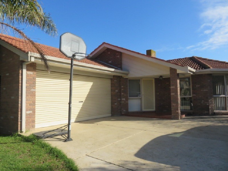 8 Cunningham Close, Aspendale Gardens VIC 3195