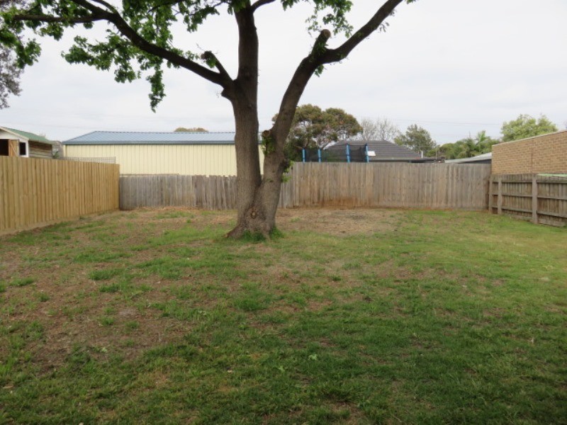 12 Dyson Rd, Carrum VIC 3197