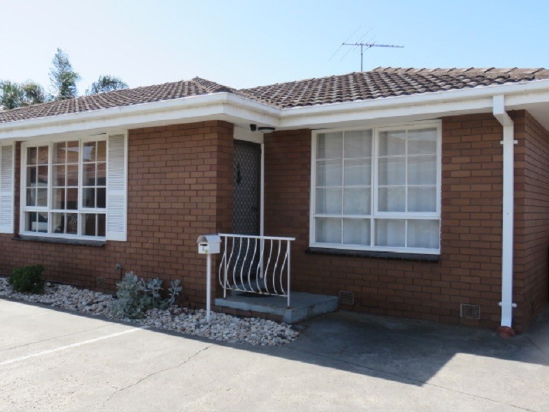 6/18 Warrigal Rd, Parkdale VIC 3195