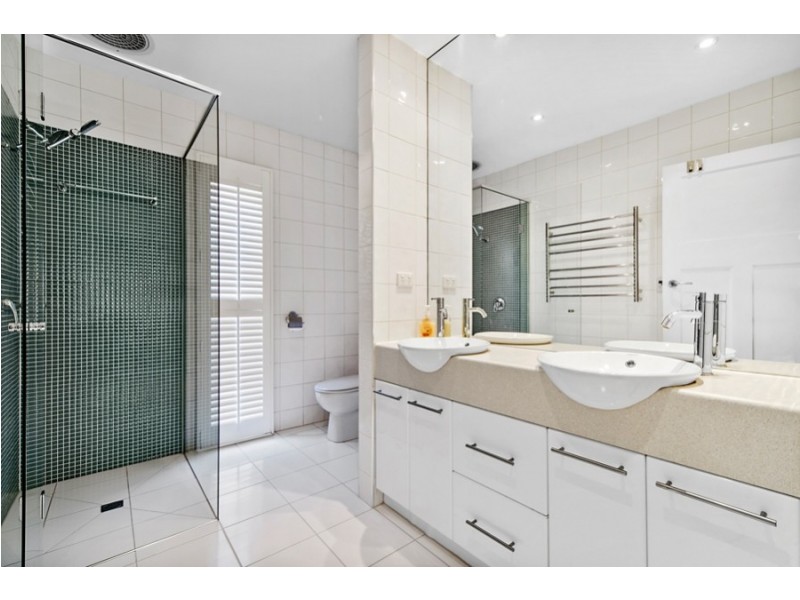 210 Station St, Edithvale VIC 3196
