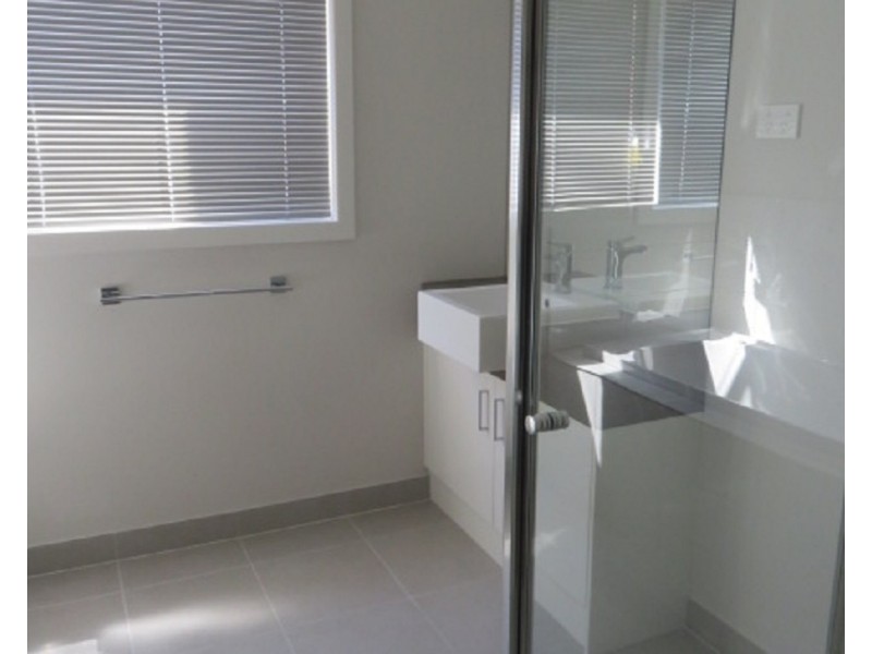 16 Marwick Street, Carrum Downs VIC 3201