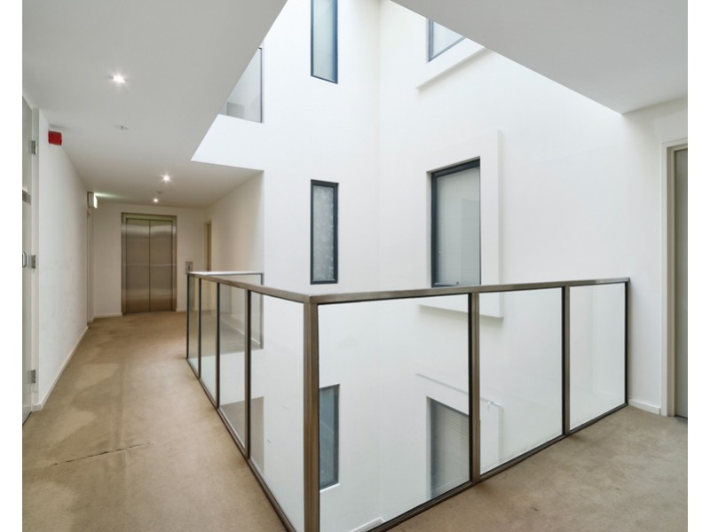 19/125 Ormond Road, Elwood VIC 3184