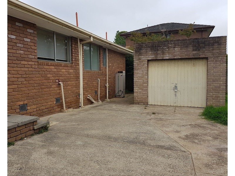 60 Lucerne Crescent, Frankston VIC 3199