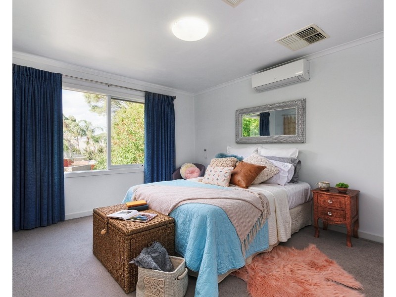 6 Bellaire Crt, Beaumaris VIC 3193