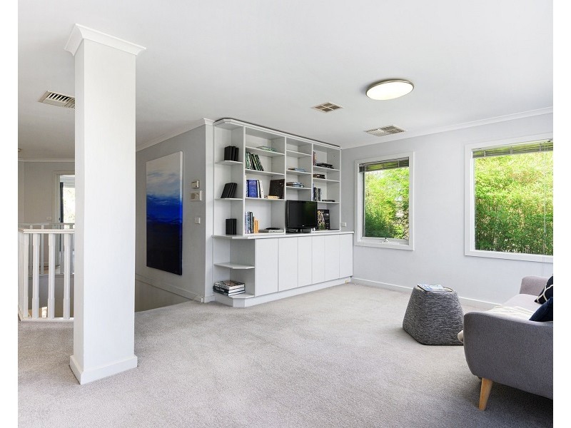 6 Bellaire Crt, Beaumaris VIC 3193