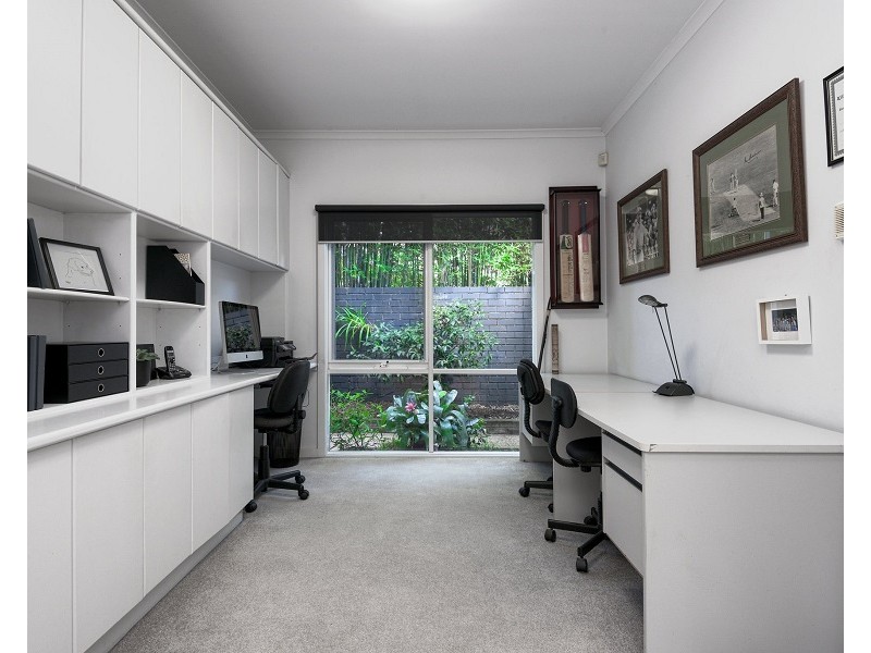 6 Bellaire Crt, Beaumaris VIC 3193