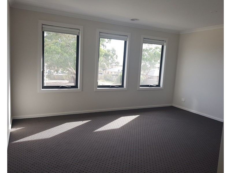 20 Pebble Beach Drive, Carrum Downs VIC 3201