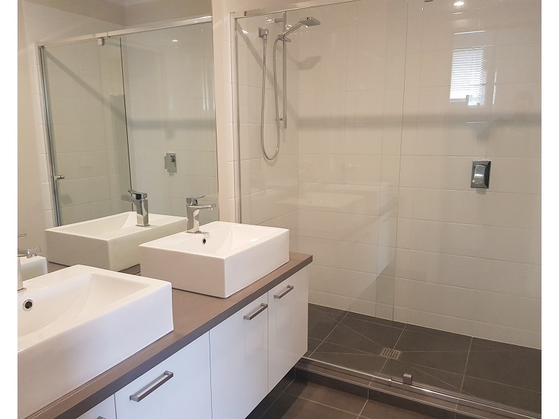 20 Pebble Beach Drive, Carrum Downs VIC 3201