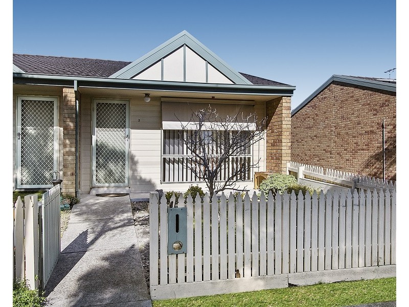 2/18 Reservoir Road, Frankston VIC 3199