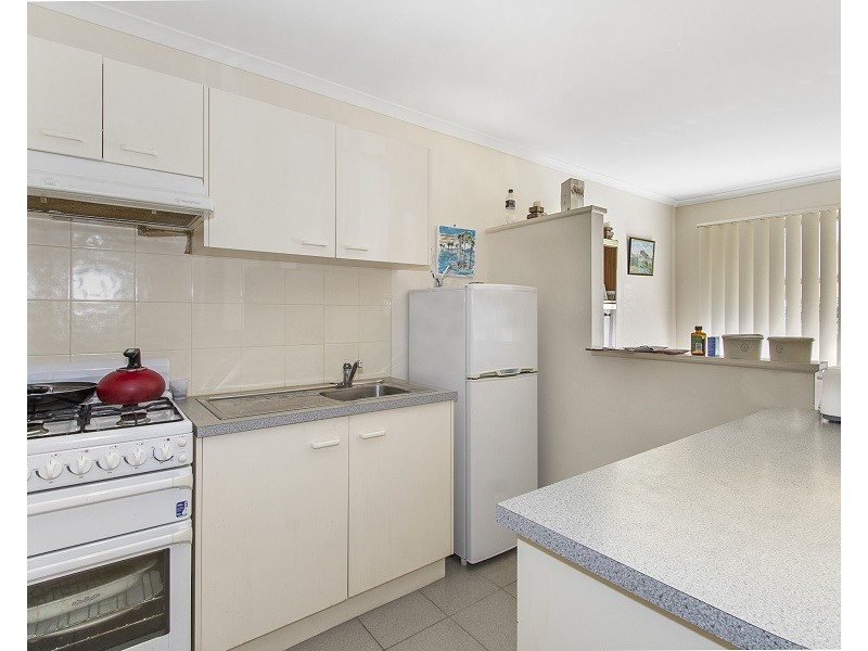 2/18 Reservoir Road, Frankston VIC 3199
