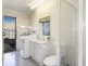 2/18 Reservoir Road, Frankston VIC 3199