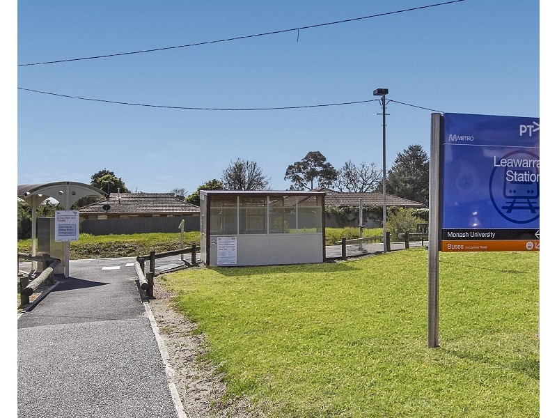 2/18 Reservoir Road, Frankston VIC 3199