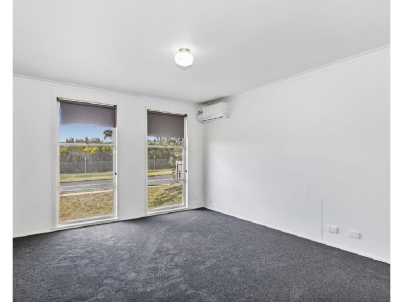 96 Tamarisk Drive, Frankston North VIC 3200