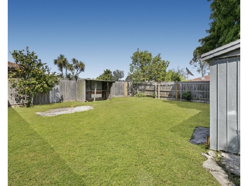 96 Tamarisk Drive, Frankston North VIC 3200