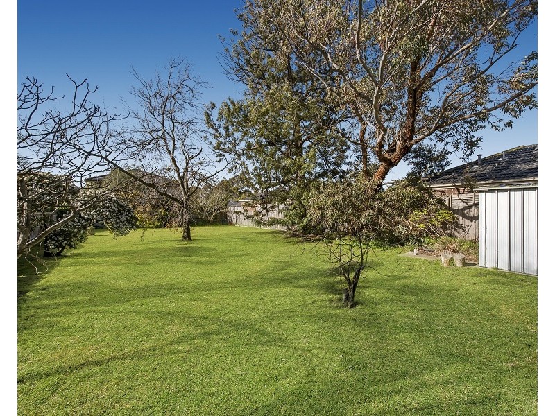 11 Reservoir Road, Frankston VIC 3199