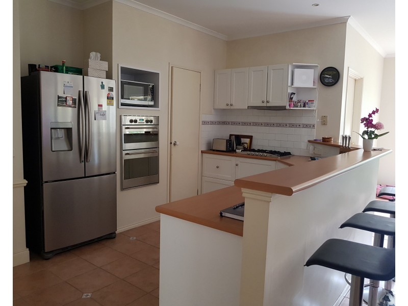 8 The Sands, Aspendale Gardens VIC 3195