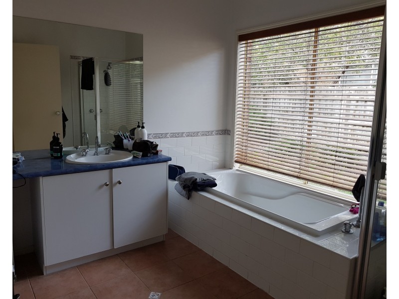 8 The Sands, Aspendale Gardens VIC 3195