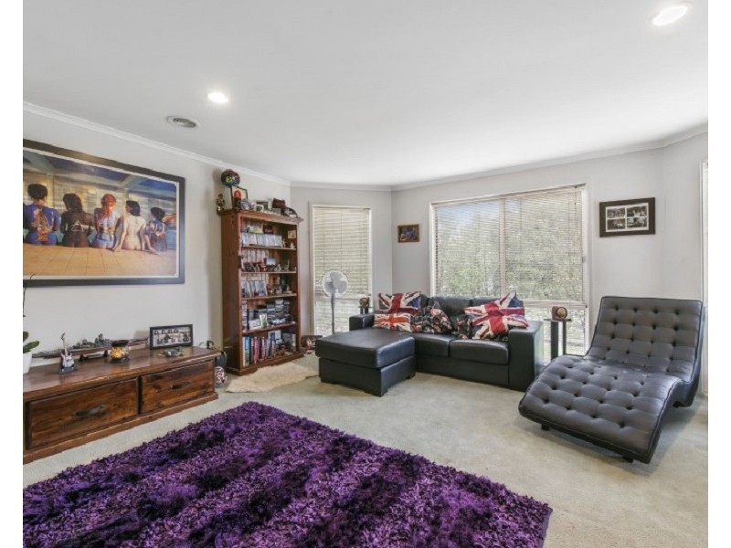 23 Jasa Crescent, Cranbourne West VIC 3977