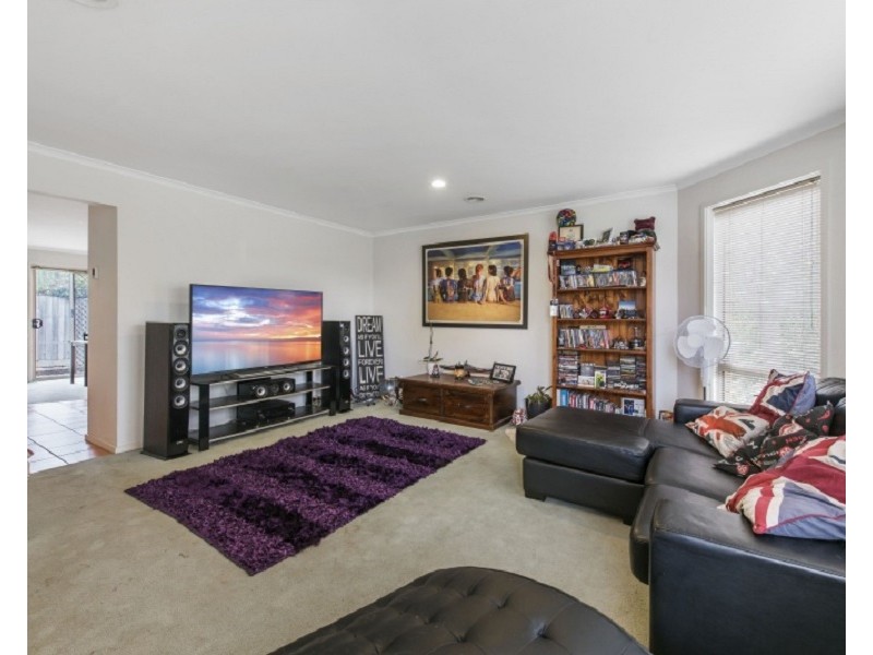 23 Jasa Crescent, Cranbourne West VIC 3977