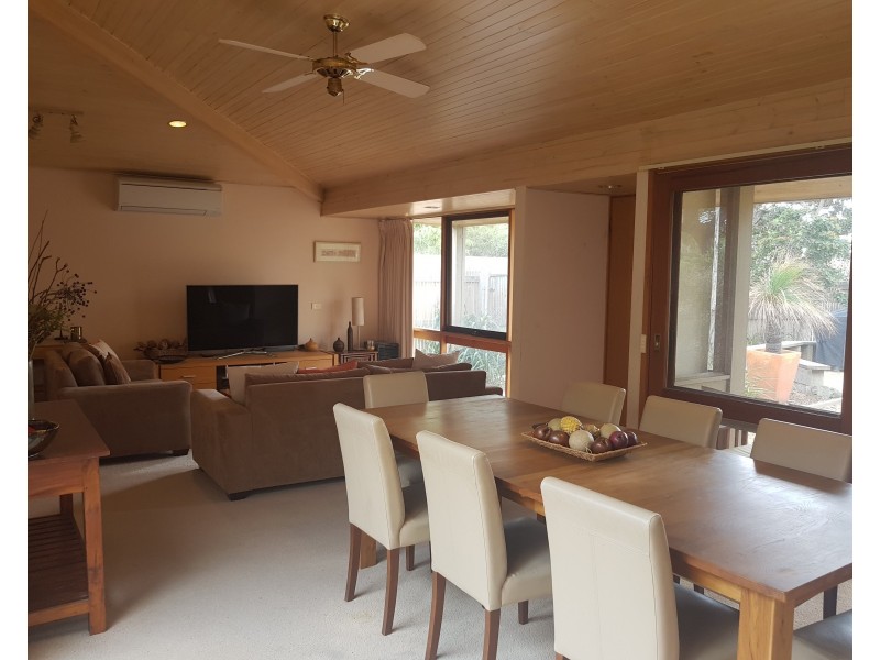 8 Third Street, Black Rock VIC 3193