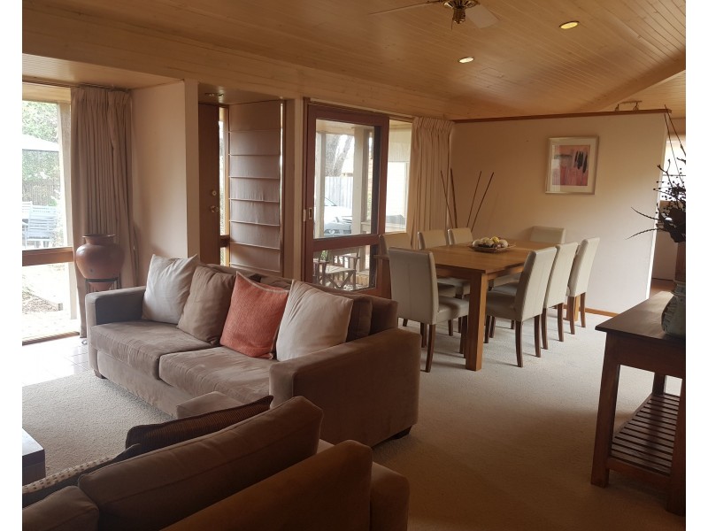 8 Third Street, Black Rock VIC 3193