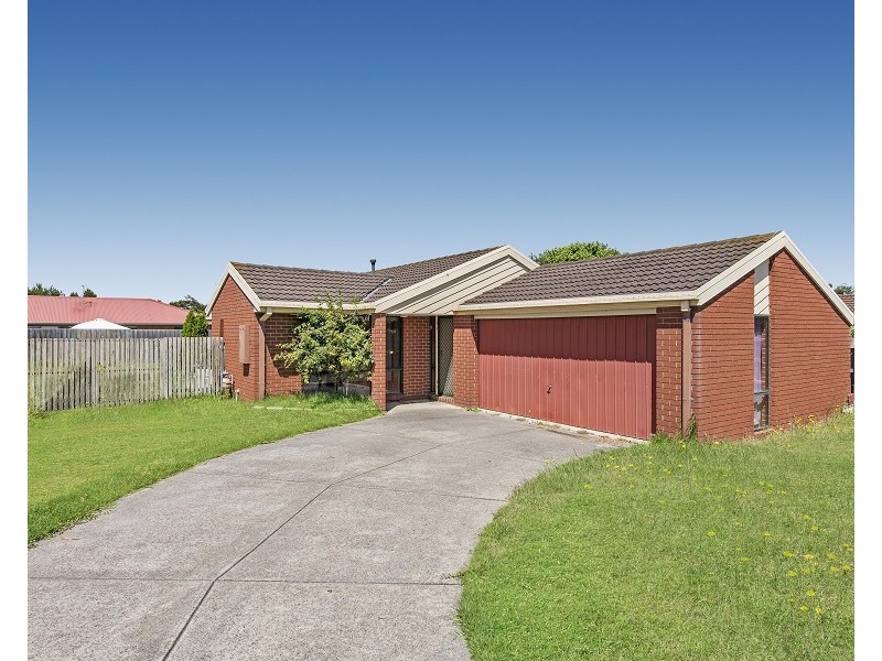 32 Weber Drive, Mornington VIC 3931