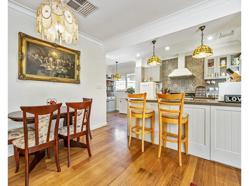 27 Humphries Road, Frankston South VIC 3199