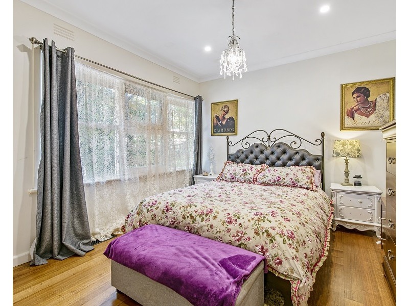 27 Humphries Road, Frankston South VIC 3199