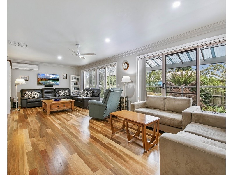 16 Bevnol Road, Langwarrin VIC 3910