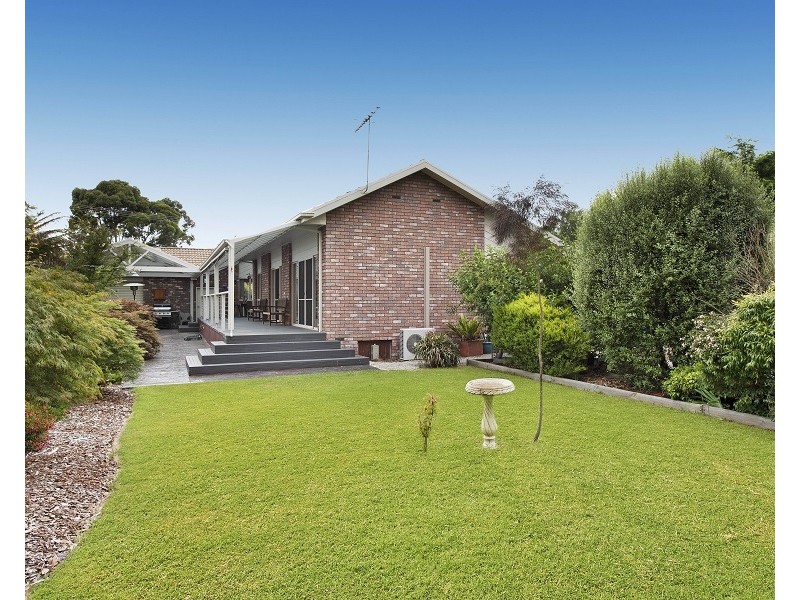 16 Bevnol Road, Langwarrin VIC 3910