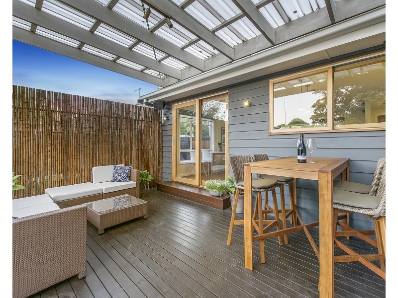 16 Helvetia Court, Frankston VIC 3199