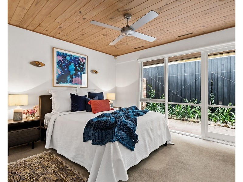 16  Talofa Avenue, Brighton East VIC 3187