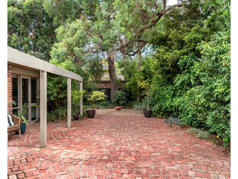 16  Talofa Avenue, Brighton East VIC 3187