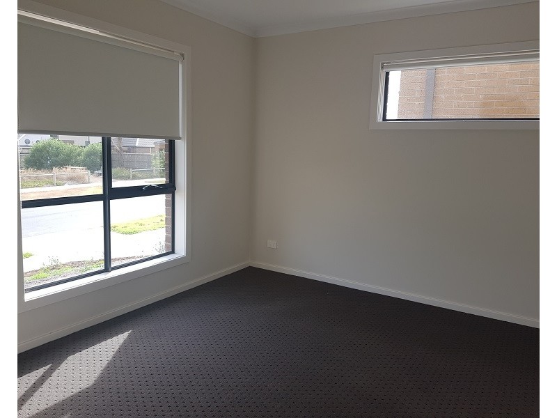 20 Pebble Beach Drive, Carrum Downs VIC 3201