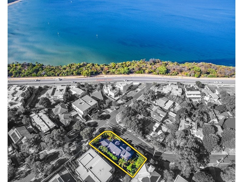 7 Wells Road, Beaumaris VIC 3193