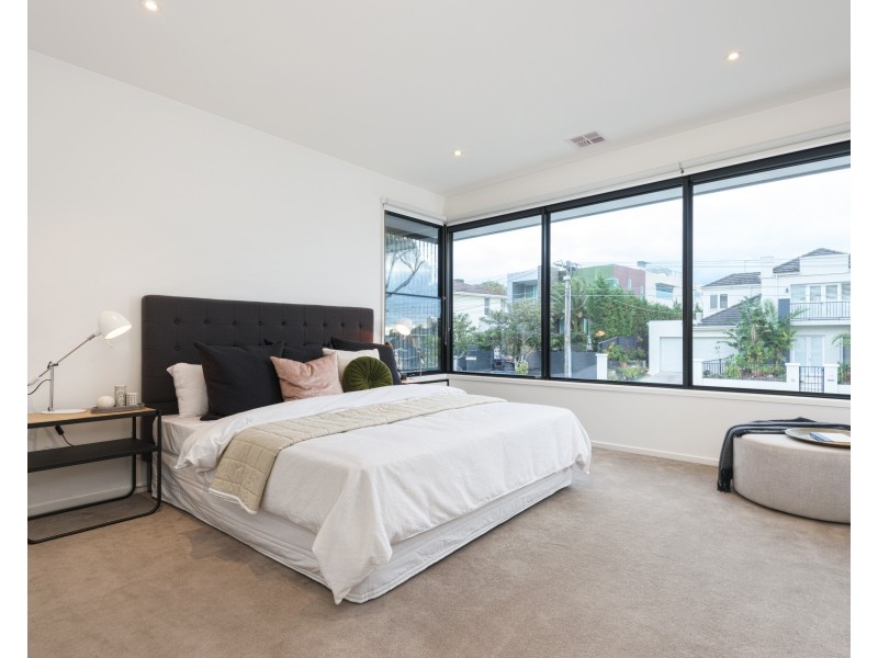 18B Surf Avenue, Beaumaris VIC 3193