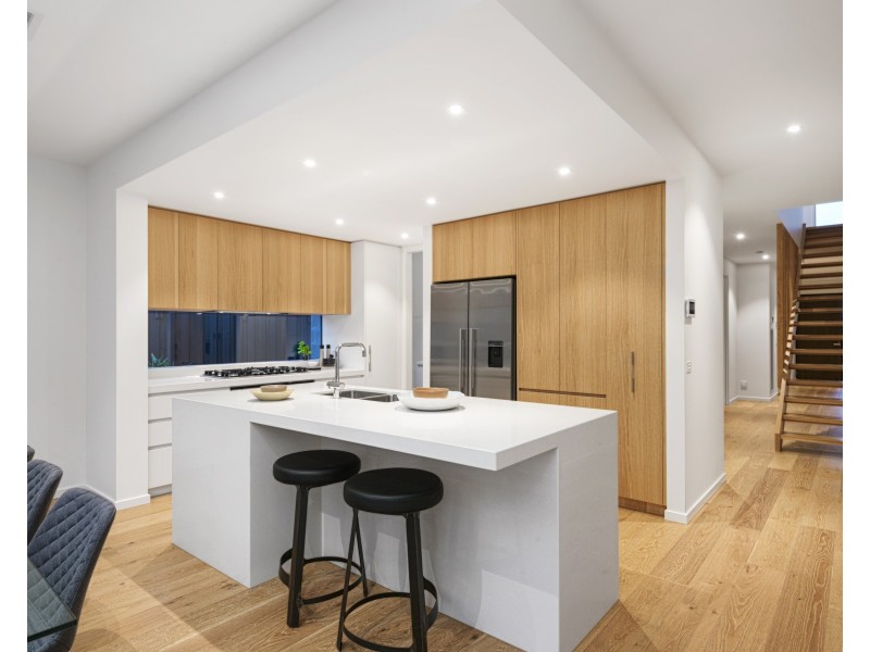 18B Surf Avenue, Beaumaris VIC 3193