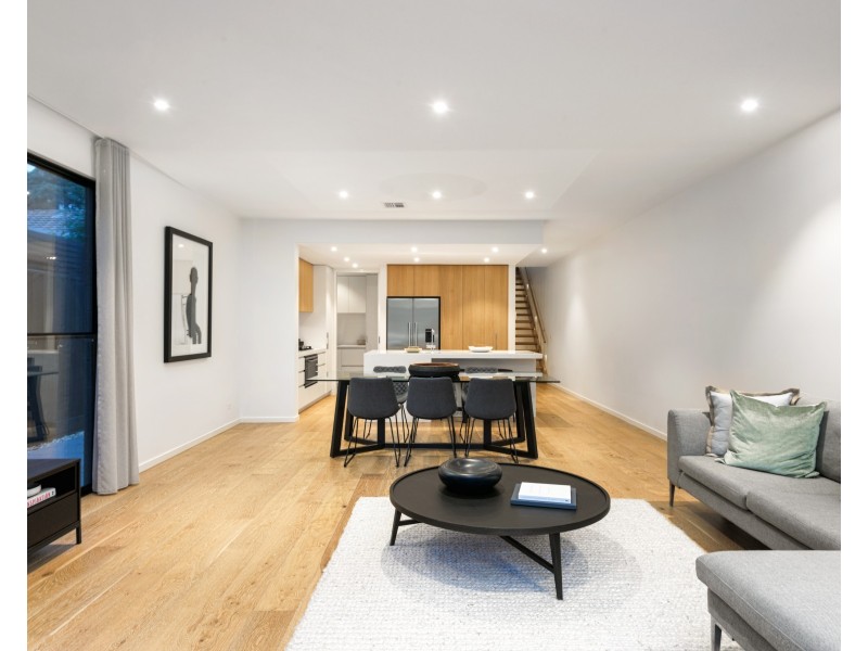 18B Surf Avenue, Beaumaris VIC 3193