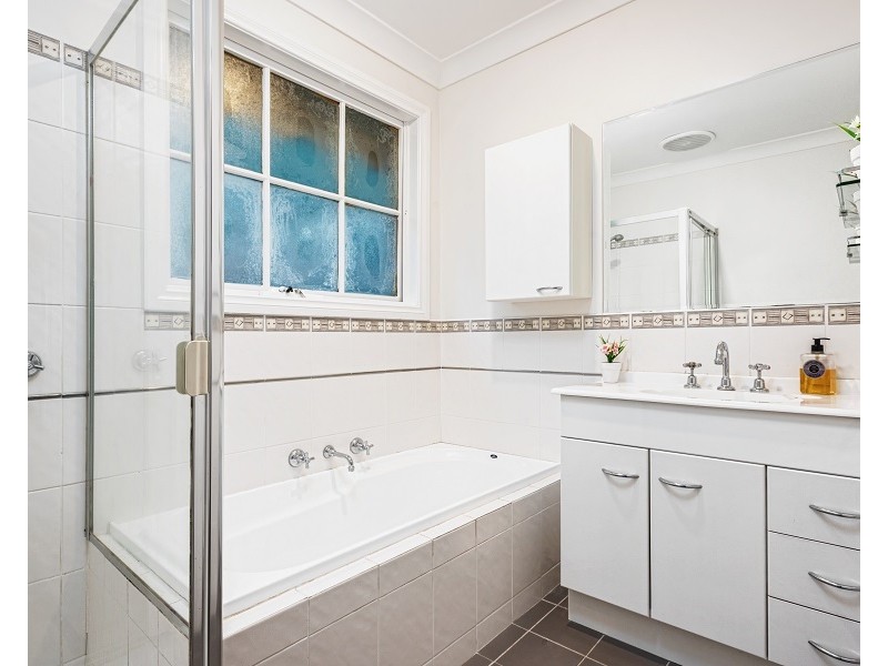 2/1 Wallace Crescent, Beaumaris VIC 3193