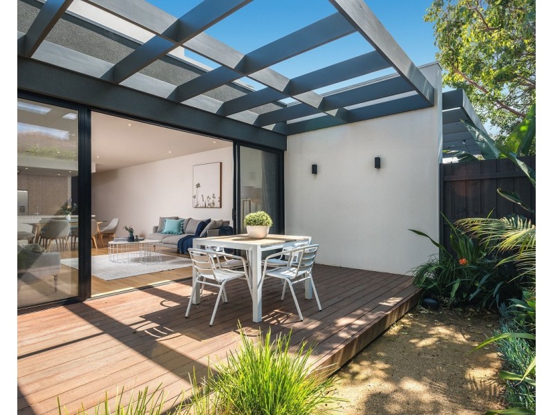 18B Surf Avenue, Beaumaris VIC 3193