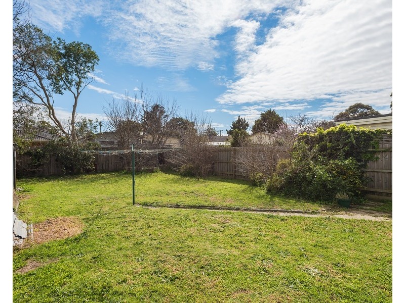 12 Lehmann Crescent, Frankston North VIC 3200