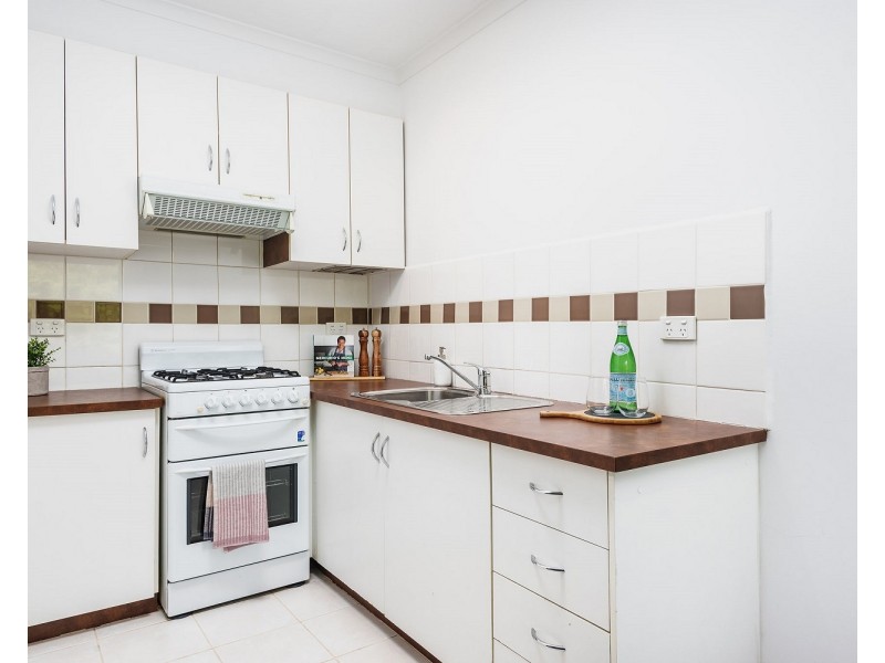 13/6  Anderson Court, Mentone VIC 3194