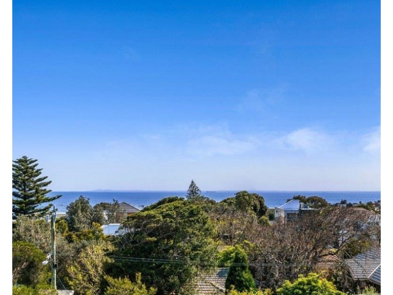 15 Wellington Avenue, Beaumaris VIC 3193