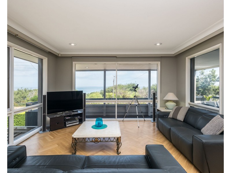 112 Esplanade, Brighton VIC 3186