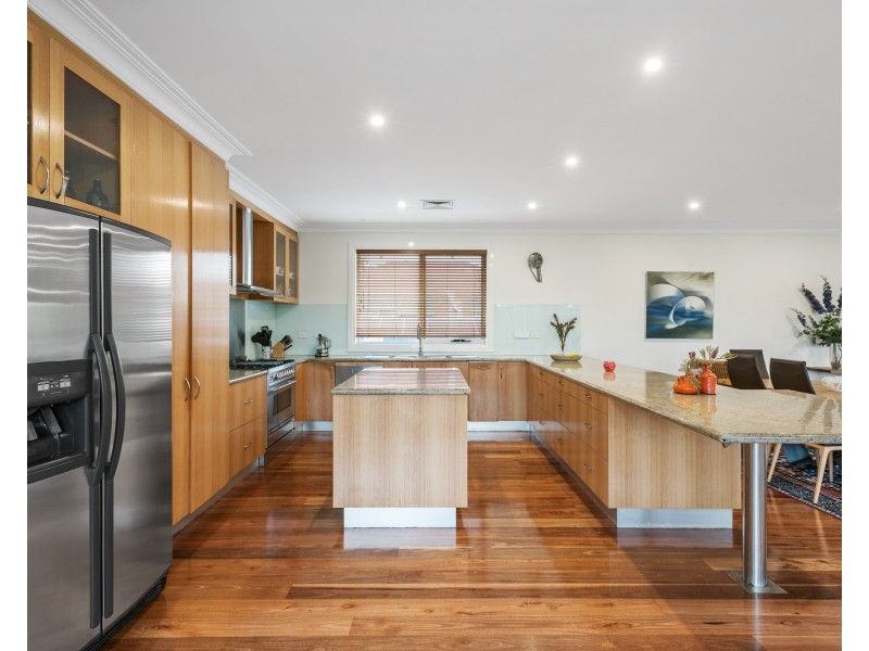 17 Canberra Grove, Beaumaris VIC 3193